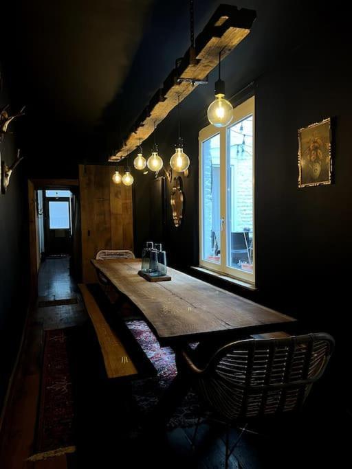 Ferienhaus Grande Maison Au Coeur Du Carre - Quartier Festif! *